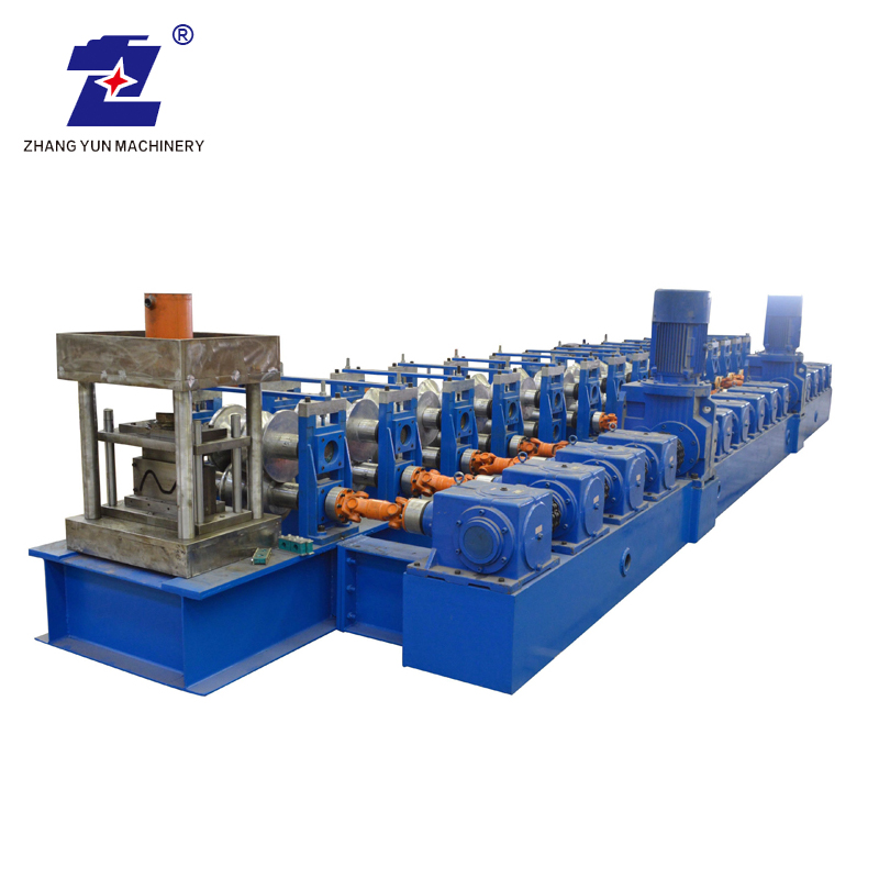 Automatische Stahlproduktionslinie Highway GuardRail Roll Forming Machine